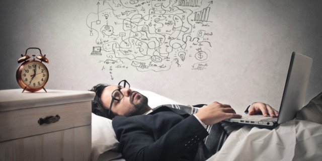 Количество сна современного человека сократилось на 20%: как недостаток отдыха влияет на продуктивность?